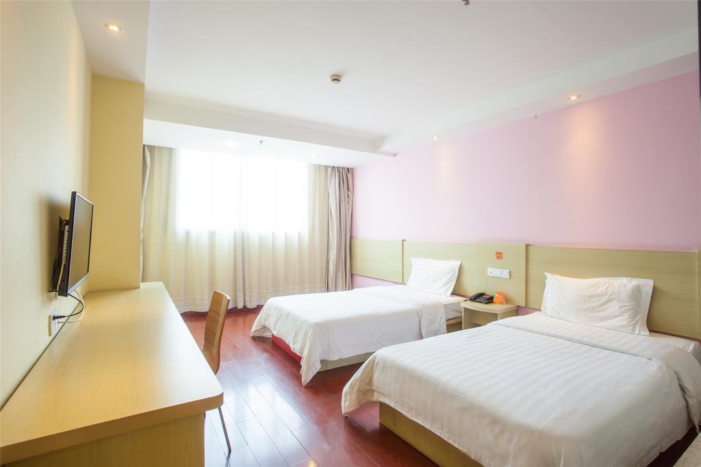 7Days Inn Guilin Zhengyang Road Pedestrain Street גווילין מראה חיצוני תמונה