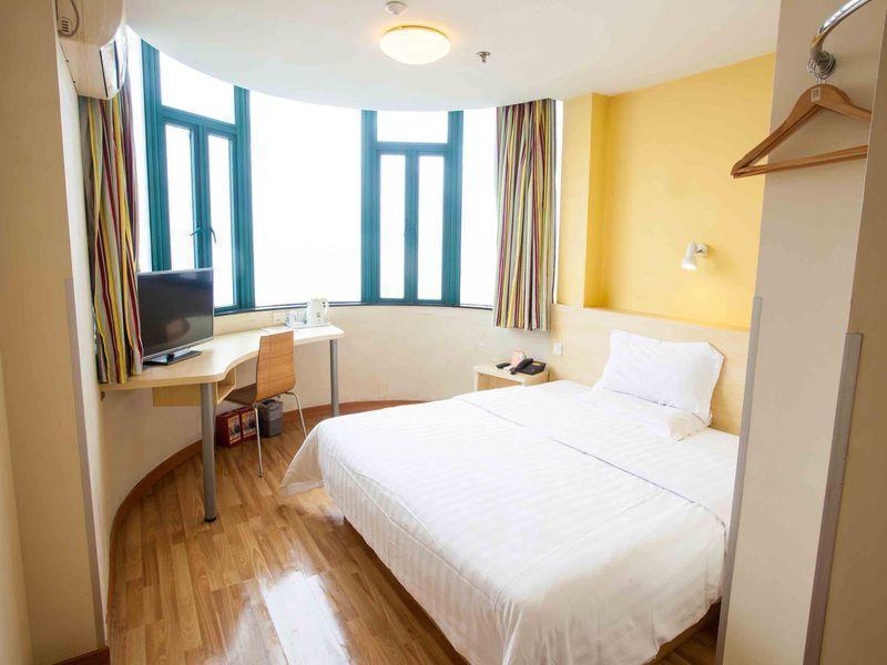 7Days Inn Guilin Zhengyang Road Pedestrain Street גווילין מראה חיצוני תמונה
